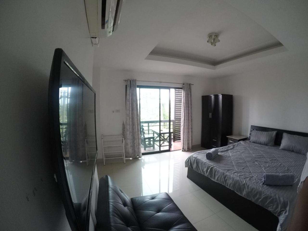 French Connection Hotel Pattaya Luaran gambar